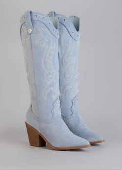 Blue Daydream Studded Cowboy Boots – Women’s 7.5