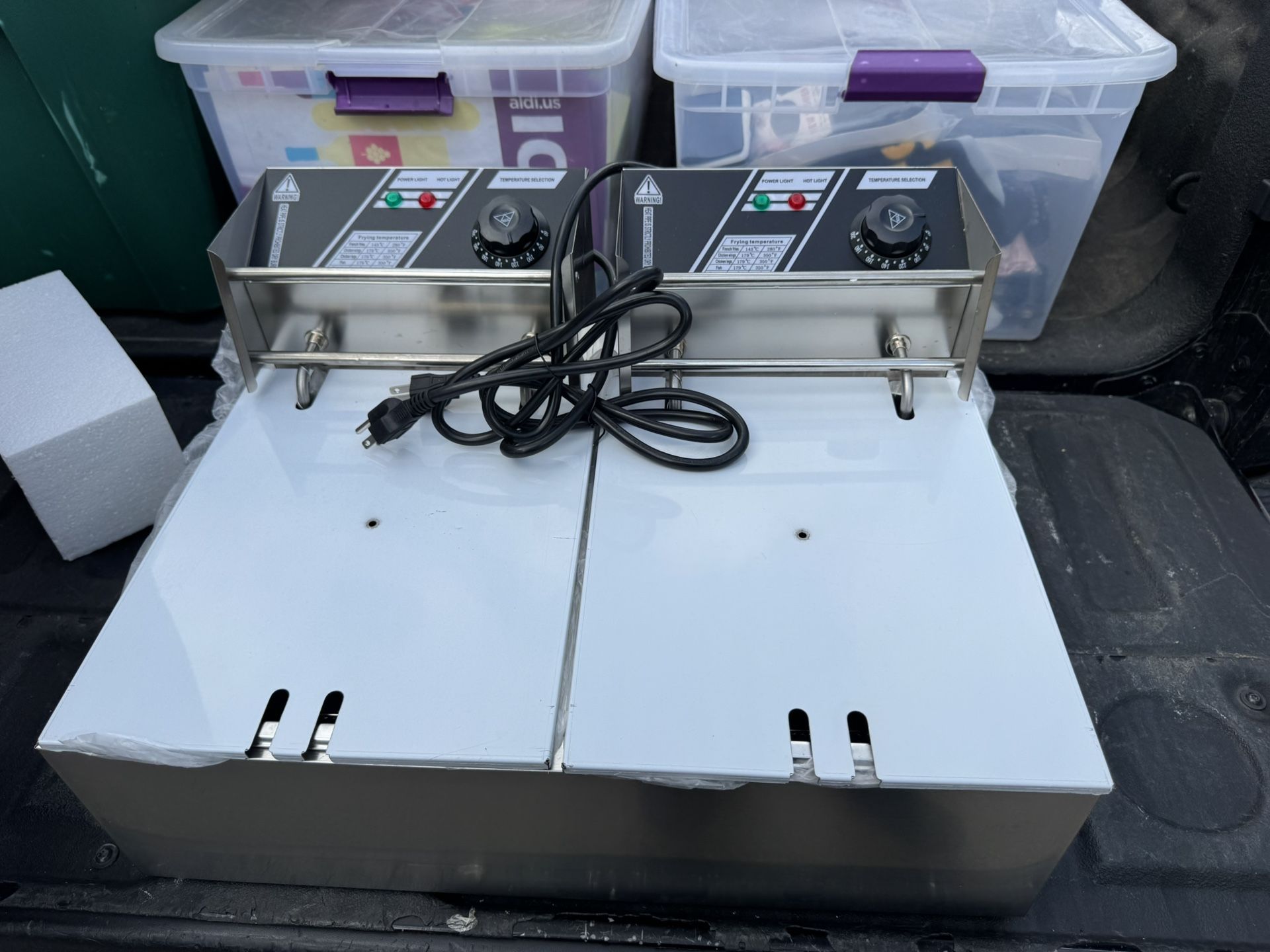 Commercial Countertop Electric Fryer . New