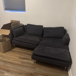 FREE COUCH! 