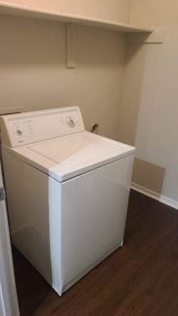 PENDING SALE - Washing Machine