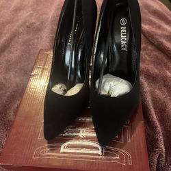 Black Heels Size 6