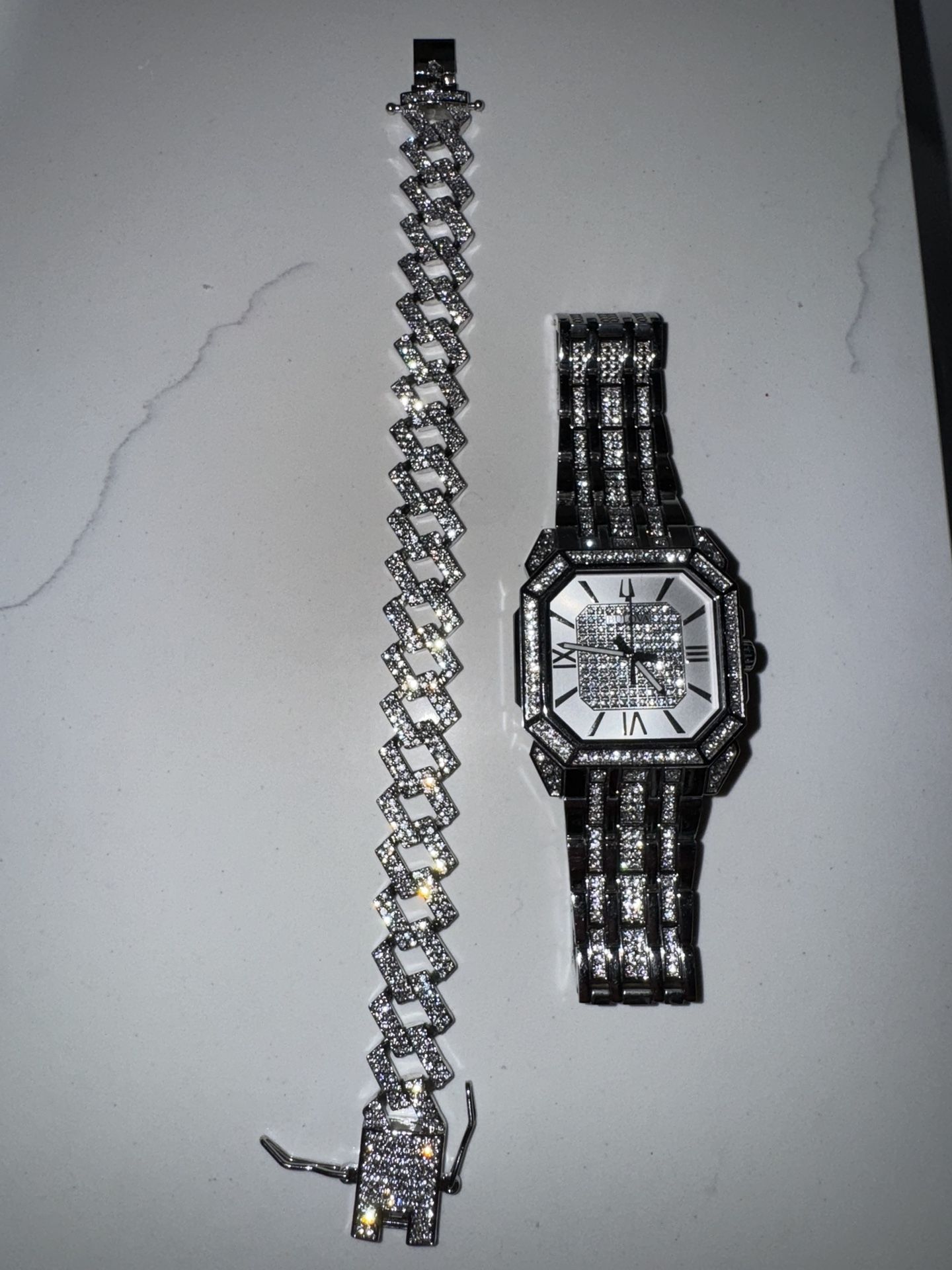 (Octava) BULOVA WATCH