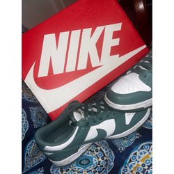 Nike Dunks