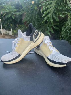 Adidas Ultraboost 19 Running Sneakers size9.5man