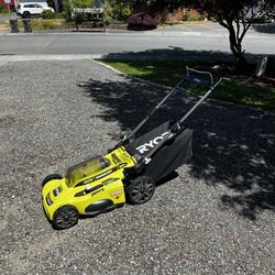 Lawnmower 