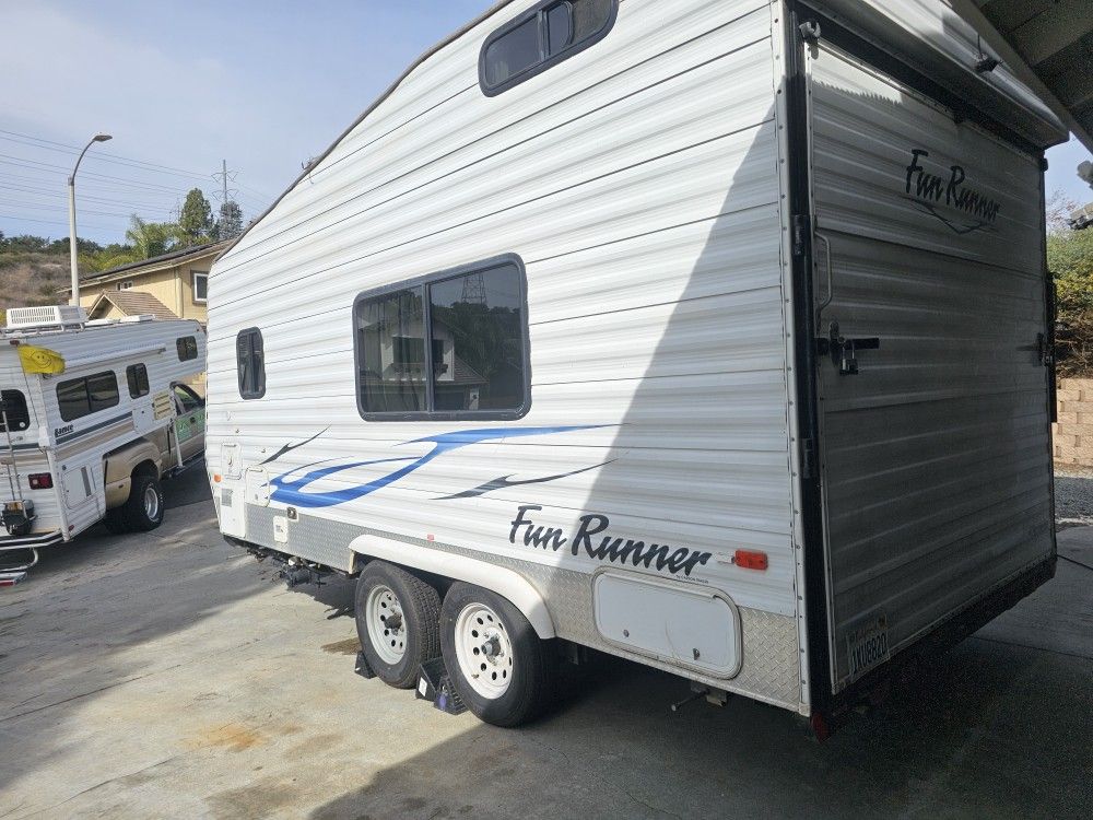 2005 Tot Hauler By Carson
