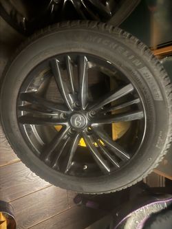 2011 infinity G37 OEM 4 rims with new tires