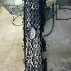 Toyota Tundra Grill