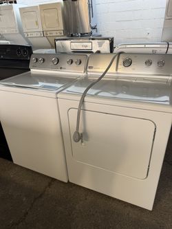 Maytag Commercial Top Load Washer And Electric Dryer Set