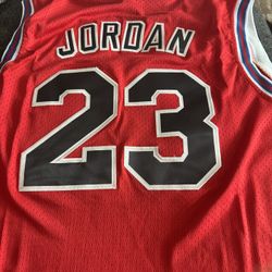 Michael Jordan Tune Squad