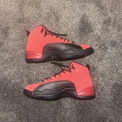Jordan 12 reverse flu game 
