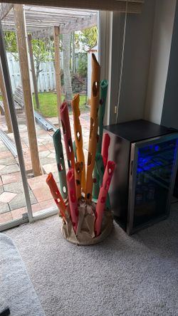 Coral reef birthday decor
