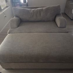 Oversized Chair And Ottoman 