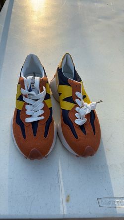 Brand new tennis shoes