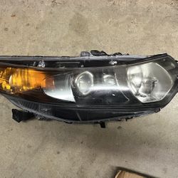 Headlights Passenger Side 2011 Acura TSX 