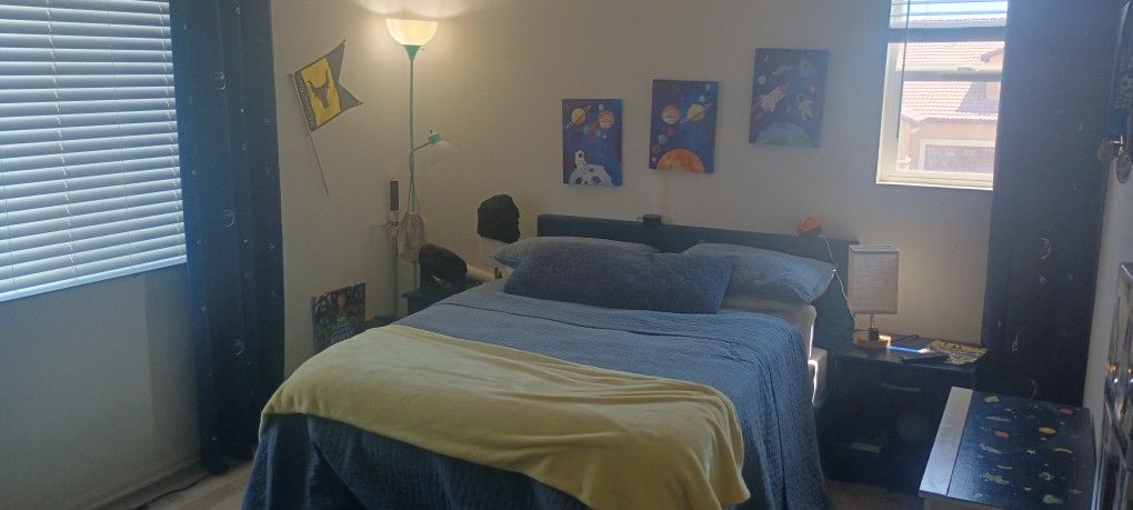 Space Themed Boy's Bedroom Set