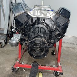 Chevy 350 Engine