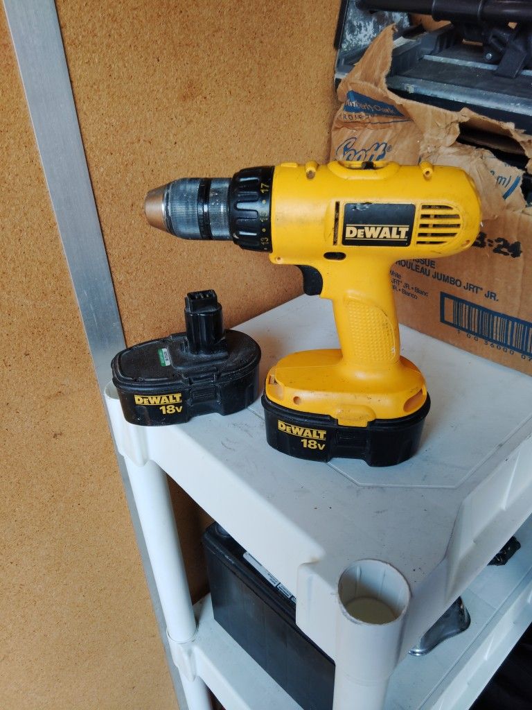 DeWalt Drill & 2 Batteries 