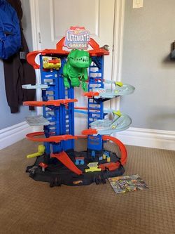 Hot Wheels Ultimate Garage Playset with T-Rex – Complete & Working – No Cars Included