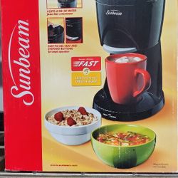 NEW Sunbeam Hot Shot Water Dispenser 6131 Black (Heats 16 oz capacity) 