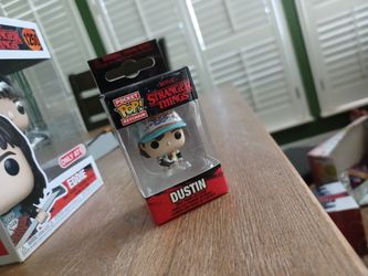 Dustin Stranger Things Keychain
