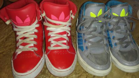 Kids adidas size 12 in little kids $15 a piece but package deal so hurry