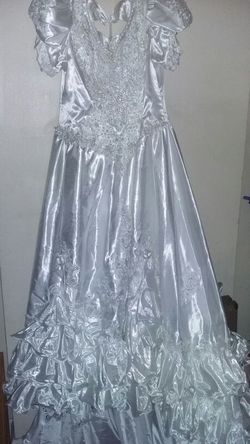 Wedding dress
