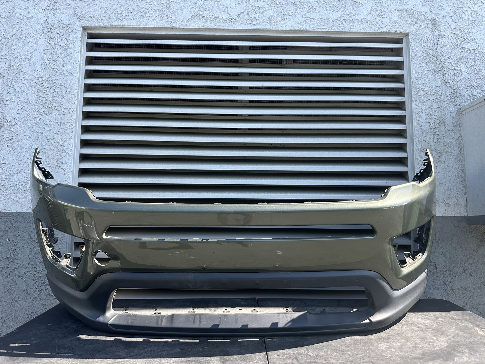 2018 -2019 -2020 -2021 JEEP COMPASS FRONT BUMPER COVER OEM