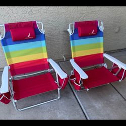 Like New 2 Nautica Beach Chairs $60 For Both Gilbert And Ray Rd. Check All Pics And Offers.