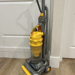 Dyson DC 14 - All Floors