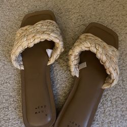 Sandals Size 7