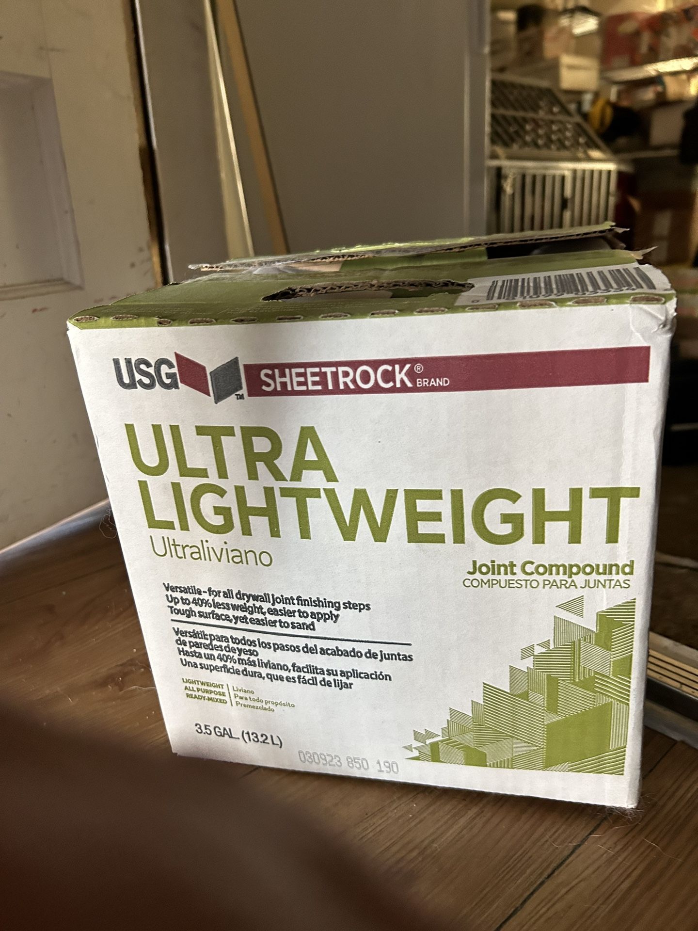 USG Ultra Lightweight Sheetrock Compound