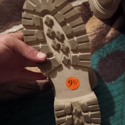 Boots, Size 9. 