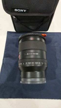 Sony FE 35mm f/1.4 GM Lens