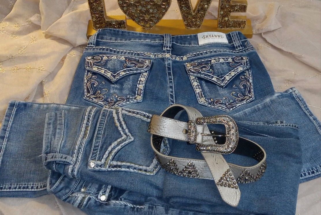 Shyanne Bootcut Jeans + Leather Belt Bundle 