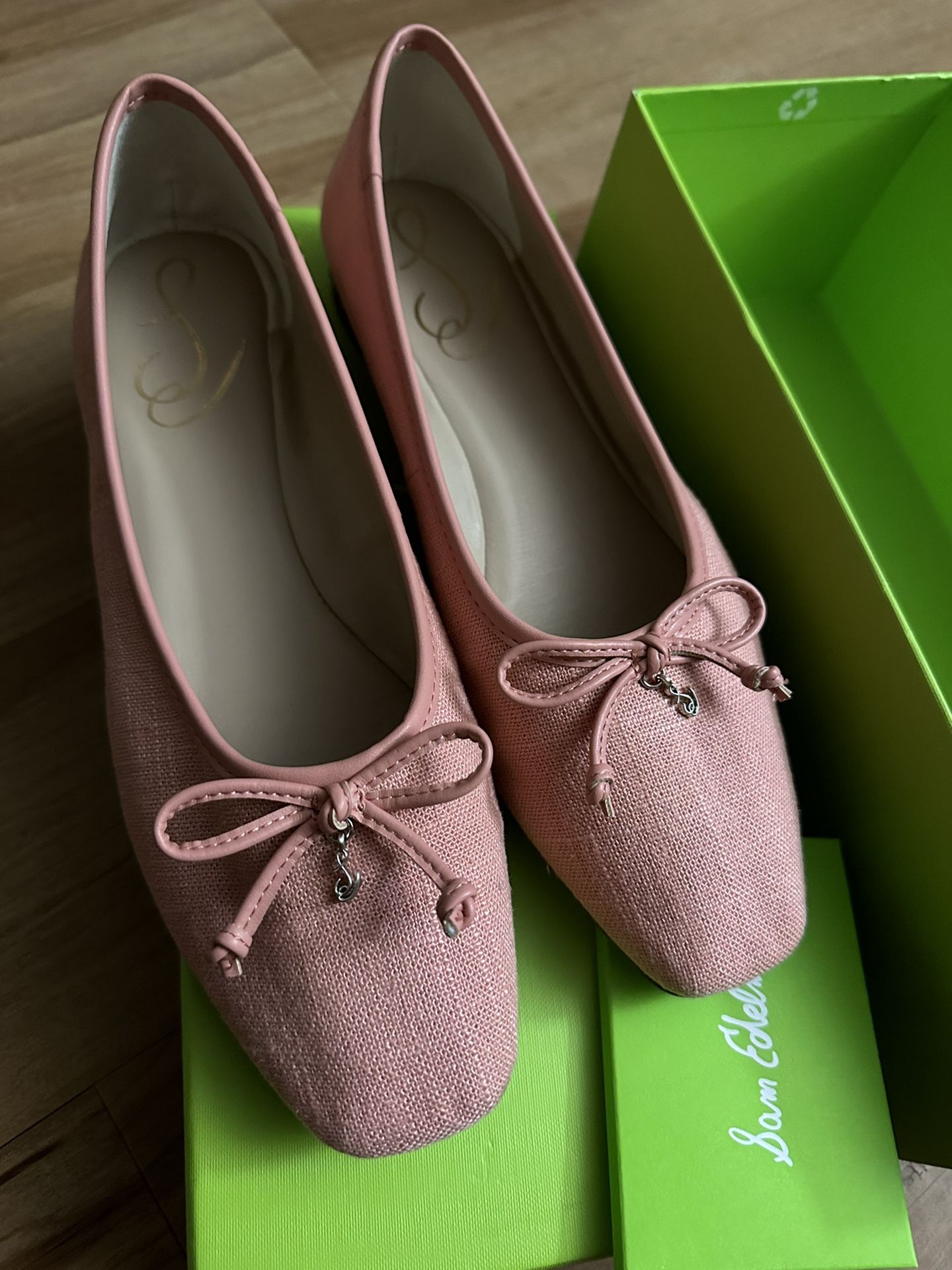 Brand New Women Shoes