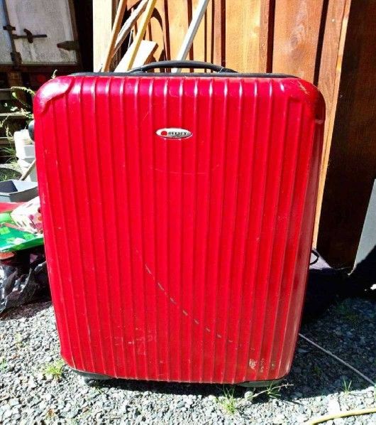 itself benefit Adventure Luggage - Durable for Every Destination