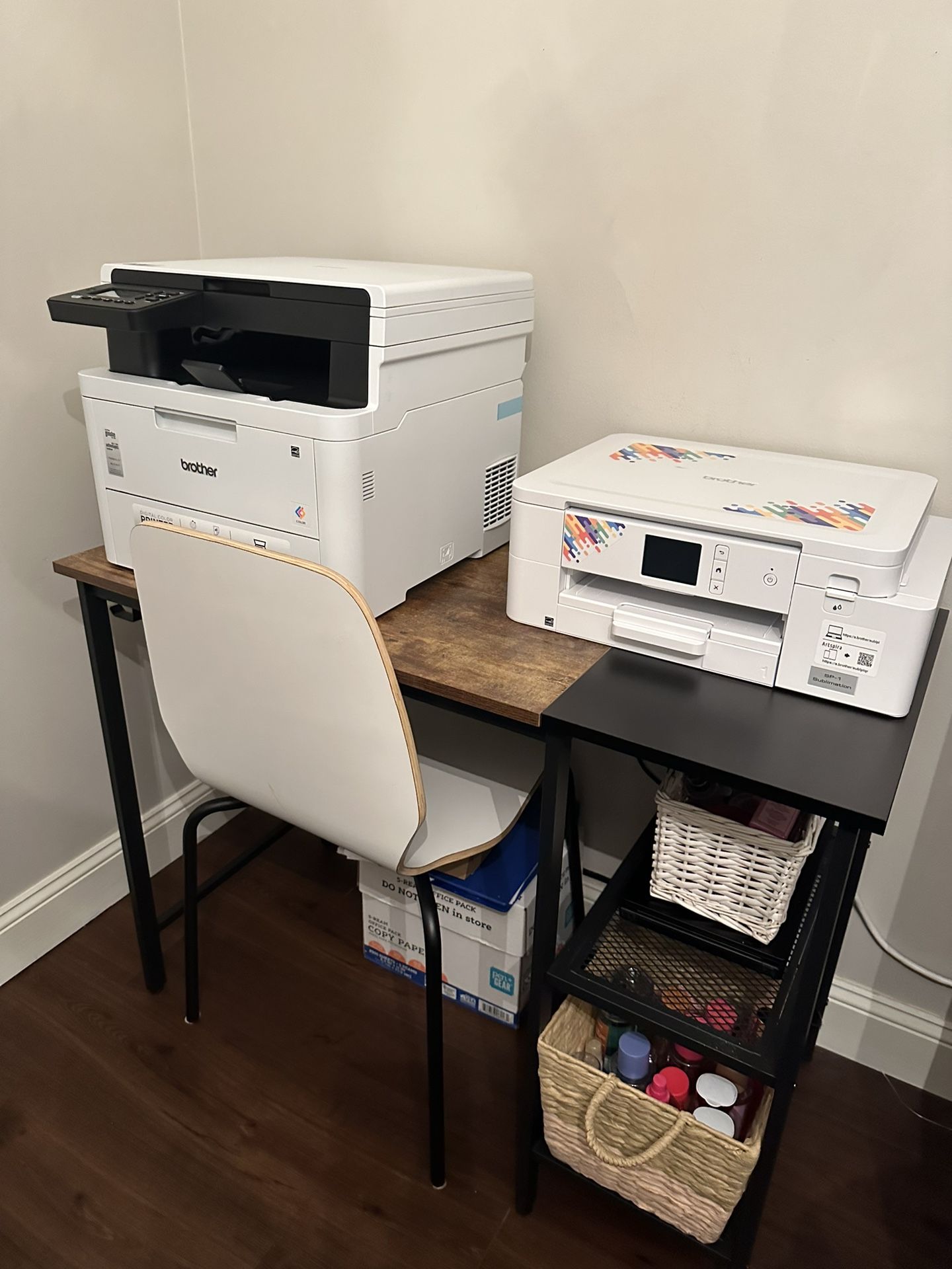 Desk And Chair 