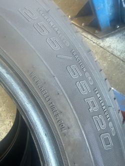 255/55/20 (1 Only) LIKE NEW $60.00