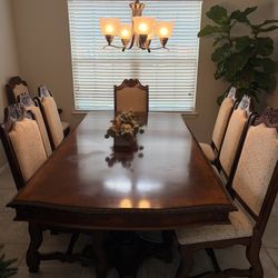Dining Table with 8 Chairs – Good Condition – 