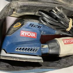 Ryobi Corded Sander And Case