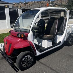 Golf Cart 2013 GEM Electric Vehicle NEV