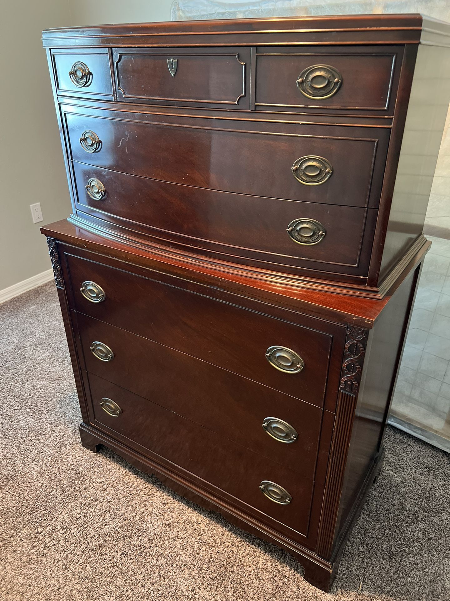 1940’s Hepplewhite Mahogany Bedroom Set