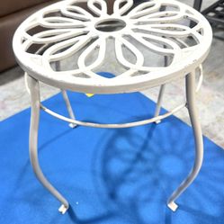 White metal Plant Stand