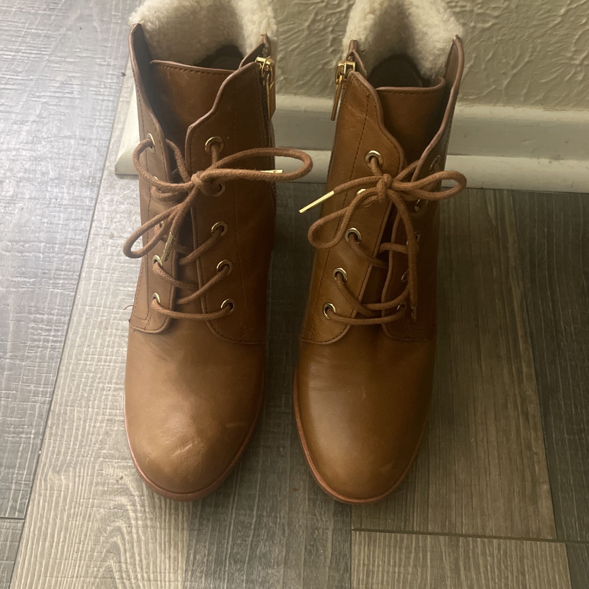Boots Size 6.5 Once Used Michael Kors 