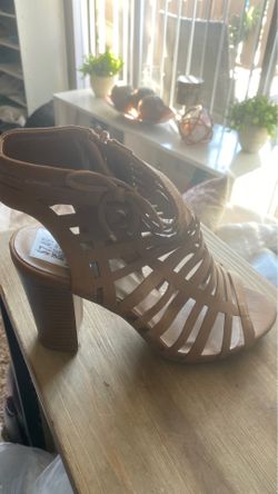 Camel heels 7.5 wms