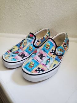 *Pending Vans shoes men's 7 or women's 8.5