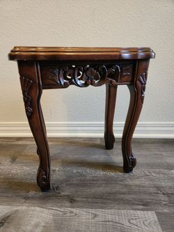 Mini table or plant stand.