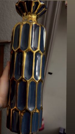 Blue and gold decor vase