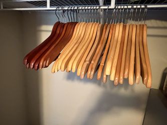 30 Wooden Clothes Hangers – Natural & Dark Wood – Metal Hooks